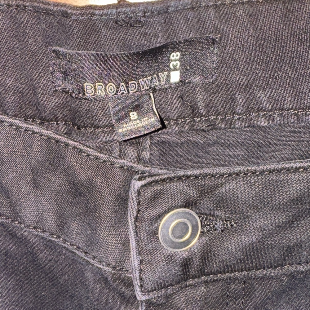 Broadway 38 Barrel Jeans in black - Picture 6 of 6